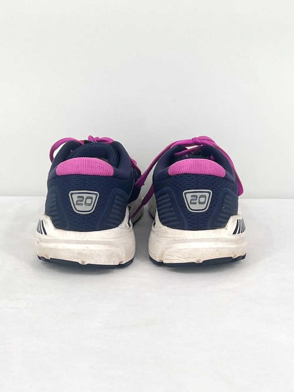 Brooks maximum support